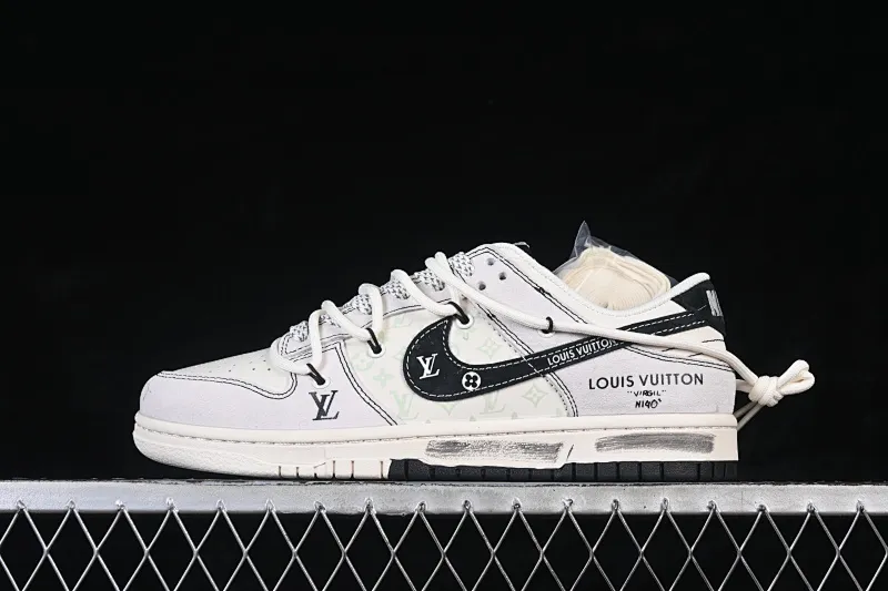 All categories Nk SB Dunk Series Nk SB Dunk Low High-end customization Low-top sneakers Nike SB Dunk Low LV co-branded Gray graffiti drawstring Anniversary high-end customization Low-top casual sneakers CX5050-Y33